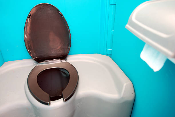 Best Porta potty delivery and setup  in Mariemont, OH